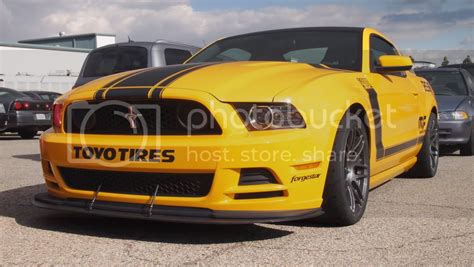 Staggered Vs Square Wheels All Around For Your Boss The Mustang