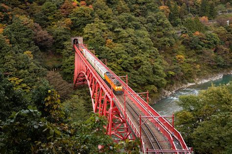 Kurobe Gorge Railway Scenic Vistas And Hot Springs Await Passengers On