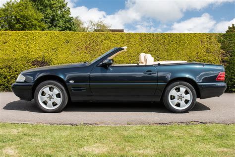 For stopping power, the sl (r129) 500 sl braking system includes vented discs at the front and vented discs at the rear. 1999 Mercedes-Benz SL500 (R129) - Classic Car Auctions