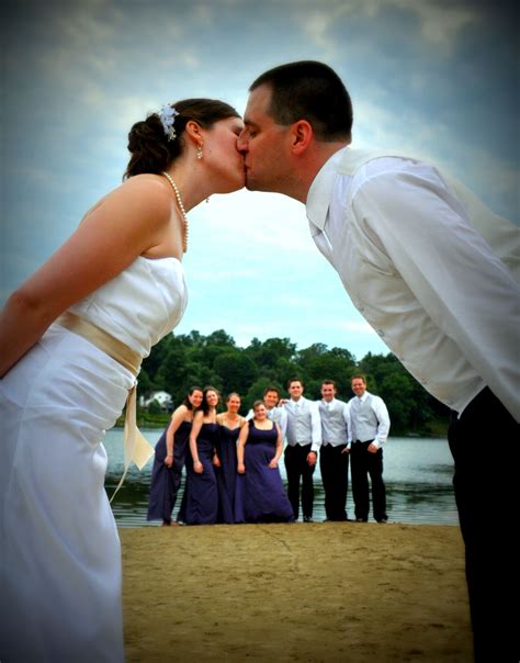 Pin By Barbara Hackl On Acf Photography Unique Wedding Poses
