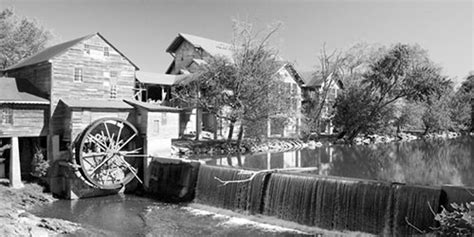 The Old Mill In Pigeon Forge History And Things To Do In Pigeon Forge