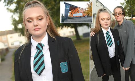 Mother Slams Absolutely Pathetic School And Claims Her Daughter Was