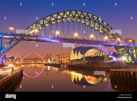 Newcastle Upon Tyne Skyline Gateshead Tyne Bridge Over River Tyne Tyne