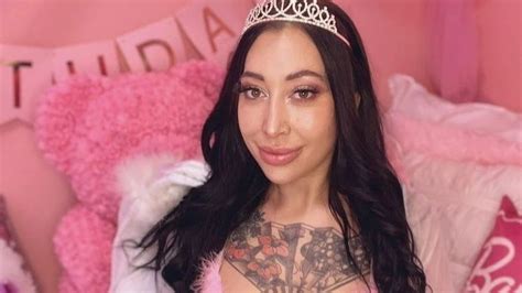 La Misteriosa Muerte De Wednesday Nyte Actriz Porno Y Estrella De Onlyfans