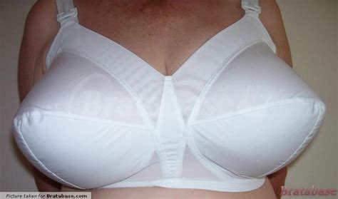 38ff Exquisite Form Ful Ly 1722 Huge Bra Bra Styles Bullet Bra