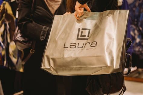 Lauras Shoppe To Close 20 Stores Seek Rent Cuts On Others Ctv News