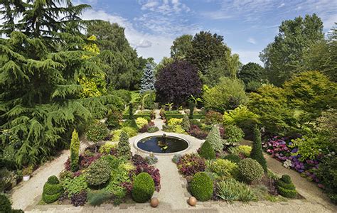 Garden pic of the day blog. Houses with beautiful gardens for sale - Country Life