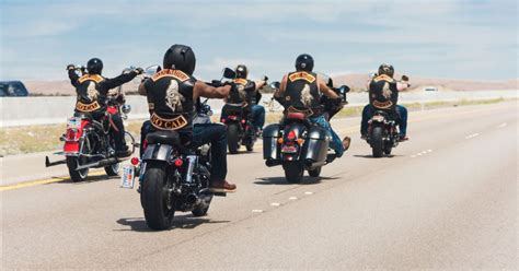 Heres Why You Dont See One Percenter Motorcycle Clubs Riding Sport Bikes