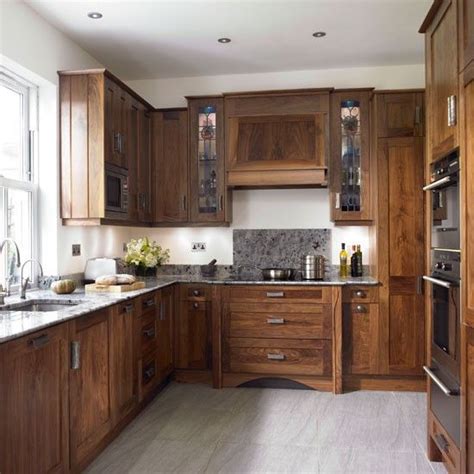 Interest in walnut kitchen cabinets and walnut cabinet doors has steadily been on the rise over the last few years. Best 25+ Walnut kitchen cabinets ideas on Pinterest ...