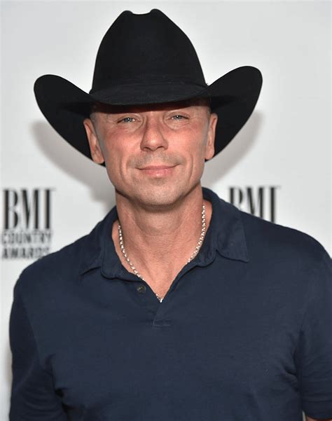 Kenny Chesney Net Worth, Age, Height, Weight, Awards ...