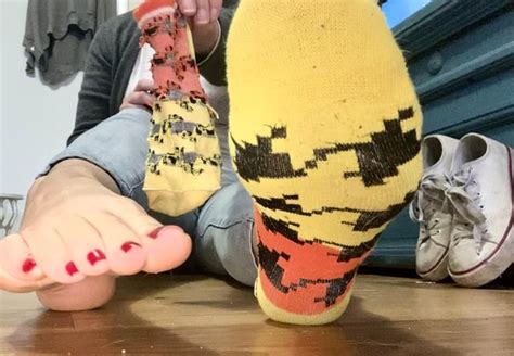 Trick Or Treat 🎃👻🍭smell My Feet 🧦🔥🤢🐽 Ranklesocksnsfw