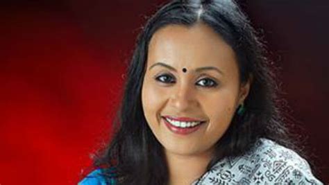 Meet Veena George First Woman Journalist Turned Politician As Minister In Kerala Oneindia News