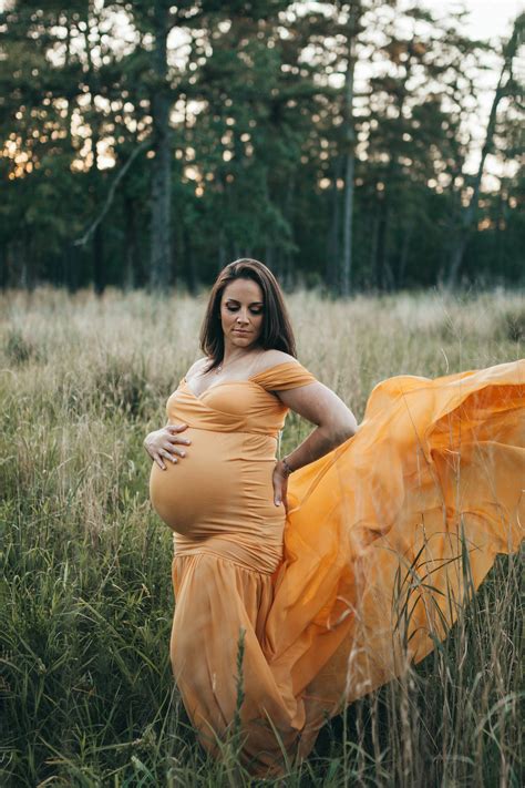 Creative Beautiful Maternity Photo Shoot Ideas Saykiss Photography