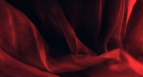 Picture Of Red Mesh Texture Close Up — Free Stock Photo