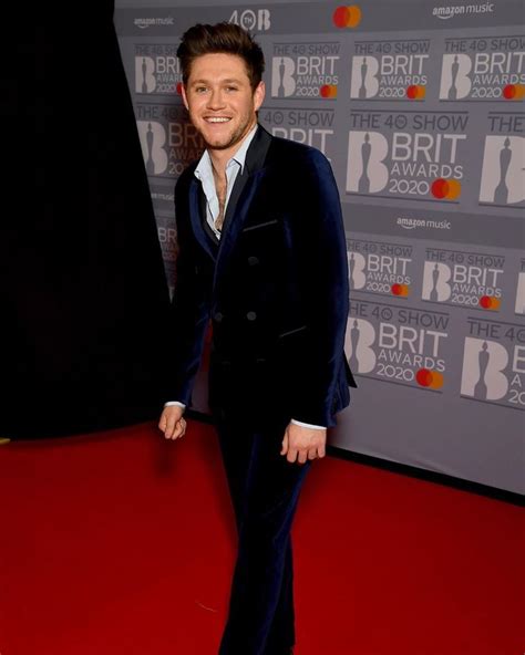 Pin By Dan Holly On Niall Horan Brit Awards Falling In Love With Him