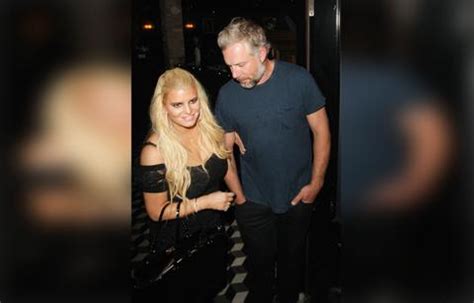 Jessica Simpson Shares Near Naked Snap With Hubby On Vacation