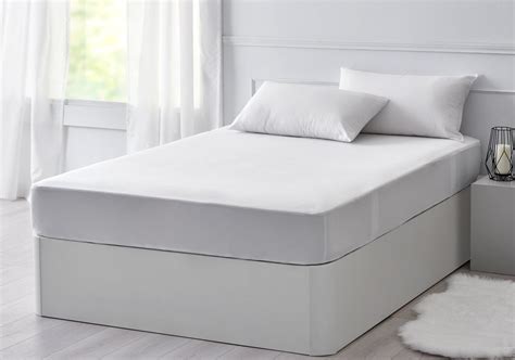 Here are the best mattresses to buy online according to reviews. Best waterproof mattress protector 2020: 9 waterproof ...