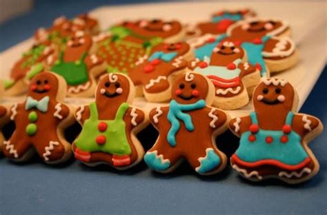 Itty Bitty Gingerbread Man Sugar Cookies Gingerbread Sugar Cookies