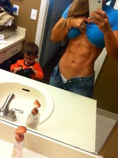 Mom Selfies From Some Of The Worst Moms Ever 34 Pics Izispicy Com
