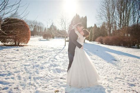 7 ways to stay warm during your winter wedding wedding for 1000 winter wedding stay warm