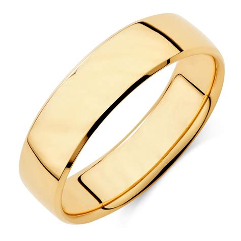 Enjoy our large selection of men's wedding band rings in 10k, 14k and 18k gold. Men's Wedding Band in 10ct Yellow Gold