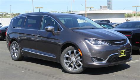 Chrysler Pacifica Limited Exterior Chrysler Pacifica Transportation