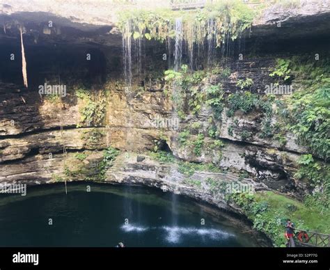 Sinkhole In Yucatán Mexico Stock Photo Alamy
