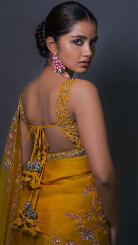 Anupama Parameswaran Saree Looks South Indian Actress Pages