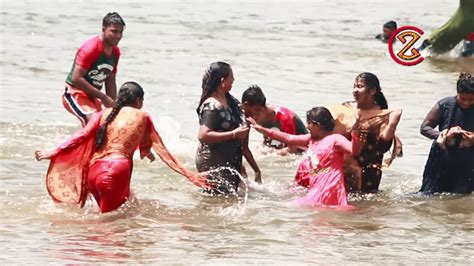 Girls Enjoy Open Bath In Bd River Clips Zone YouTube