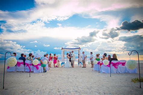 Not for just the soft sugar white sands and the rich turquoise blue water. Anna Maria Island Beach Weddings | Beach Wedding Packages ...