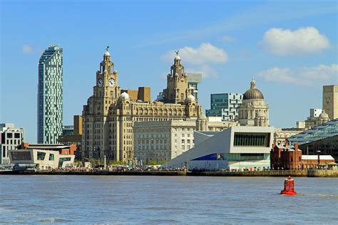 Dieser artikel behandelt die englische stadt. Liverpool - Stadt der Berühmtheiten