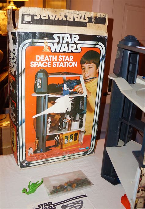Kenner 1978 Star Wars Death Star Space Station Playset Complete