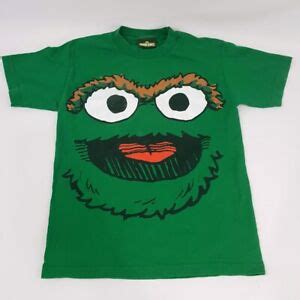Oscar The Grouch Tee T Shirt Sesame Street Green Size Small EBay