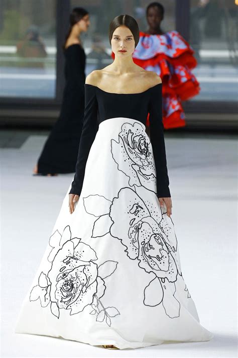 Carolina Herrera Ready To Wear Fashion Show Collection Fall Winter