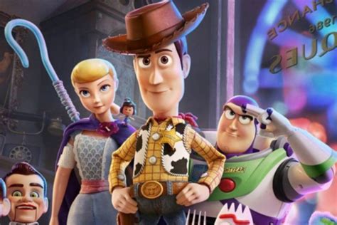 Woody Buzz Y Bo Peep Protagonizan El Póster Oficial De Toy Story 4