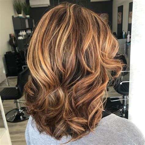 Stacked layers are the best canvas for modern feathering. 50 Cute Layered Hairstyles with Bangs for 2021 - Hairstyle ...