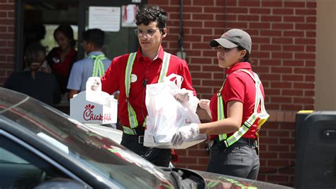 Weird Rules That Chick Fil A Workers Have To Follow