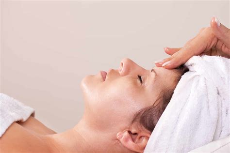 Facial Indian Head Massage Ayurvedic Pamper Facial Rejuvenate Cleanse