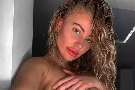 Big Brother S Chloe Ayling Ditches Bra To Pose Topless In Very Steamy
