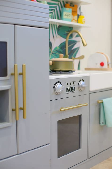 Well the play kitchen is complete, and we needed some cute accessories to go in it. DIY Kids' Play Kitchen Hacks (And Our Favorite Play ...
