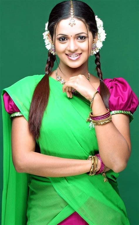 Half Saree Actress Bhavana In Green Half Saree