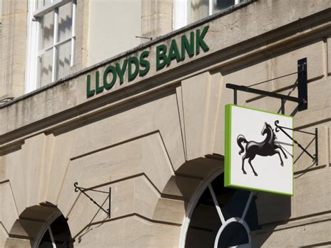 Lloyds Bank Announces £24 Billion Provision Fund To Tackle Bad Loans