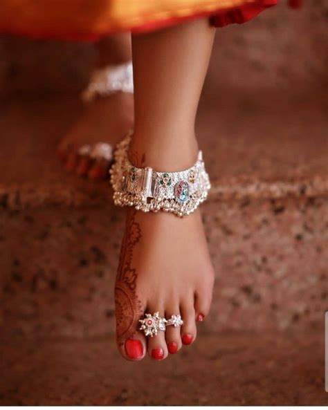 Bridal Silver Anklets Designs In 2020 Silver Anklets Designs Anklet