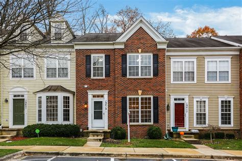 Four Bedroom Four Bathroom Townhouse In Germantown Md Lists For