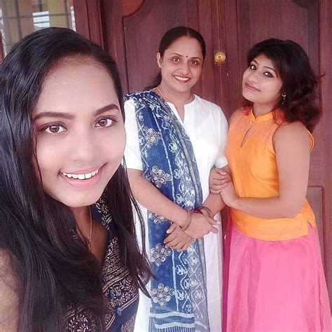 Get latest photo gallery updates of south indian actress models, female artists including latest stills & pics. Stars&Family - Nisha Sarang with daughters | Facebook