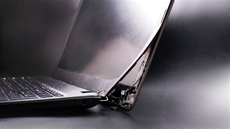 Independent studies by the newer vehicles contain multiple computerized engine, powertrain, transmission computers as well. How to Fix a Broken Laptop Screen | SMART PARTS PC ...