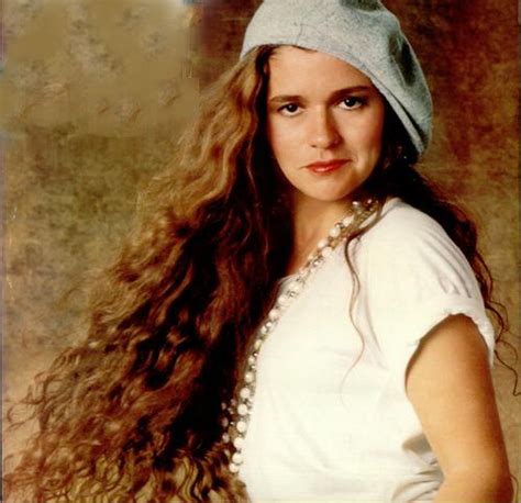 Nicolette Larson Crossed Genres With Ease And Conviction