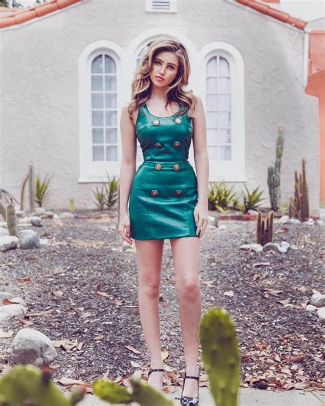 Ryan Whitney Newman Nude Pictures Which Makes Her An Enigmatic