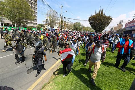 El Caos Político Y La Violencia Aumentan La Crisis En El Perú Encuentro