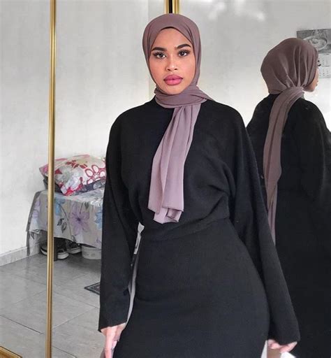 Pin By Nauvari Kashta Saree On Hijabi Queens Hijabi Women Fashion